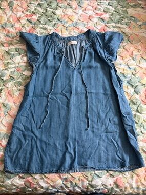 LC Lauren Conrad Blue Tie-Neck Chambray Tunic